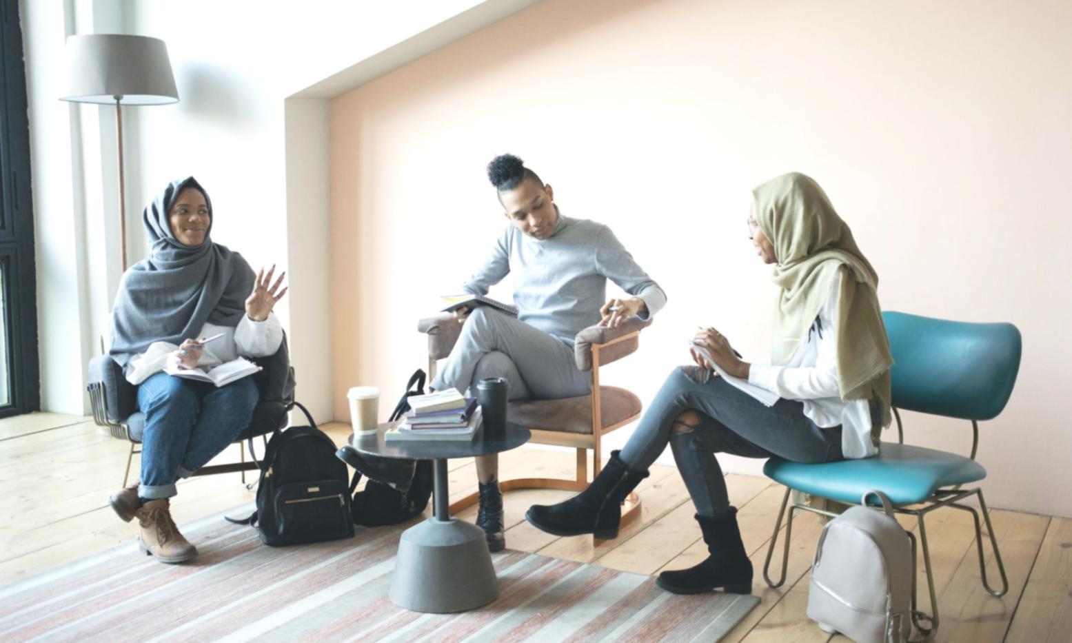 Learner receiving guidance from a course facilitator